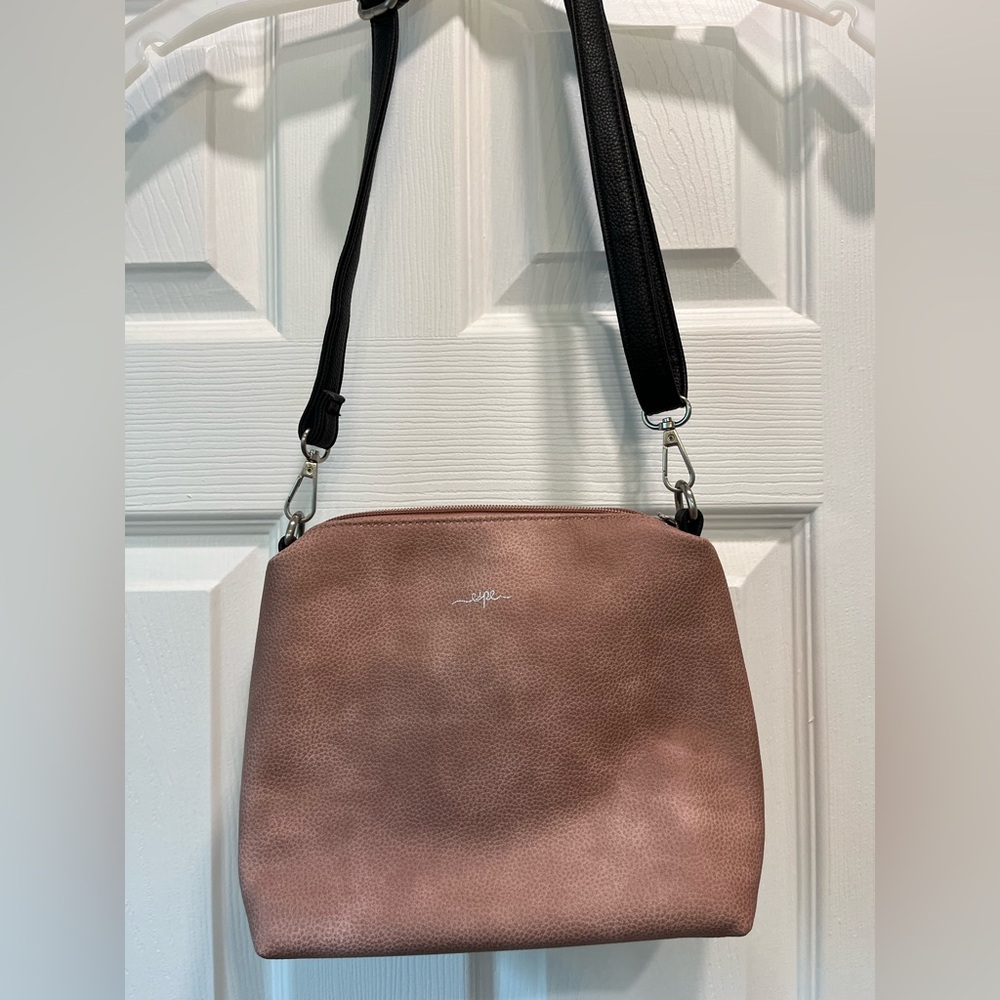 Espe Vegan Leather Pale Pink handbag